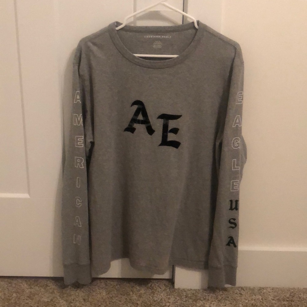 American eagle mens Long sleeve T-shirt size med